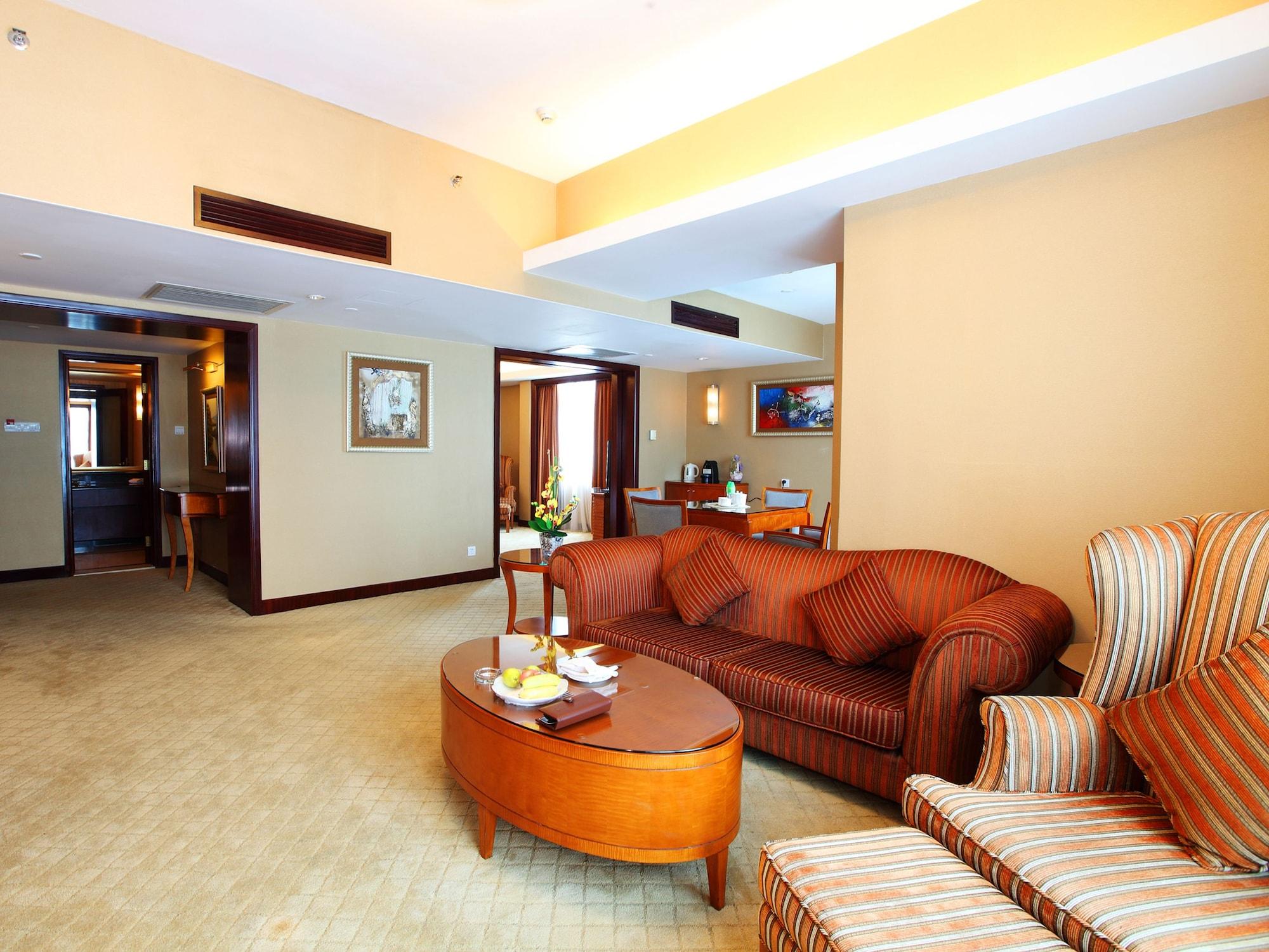 Grand International Hotel Kanton Exterior foto